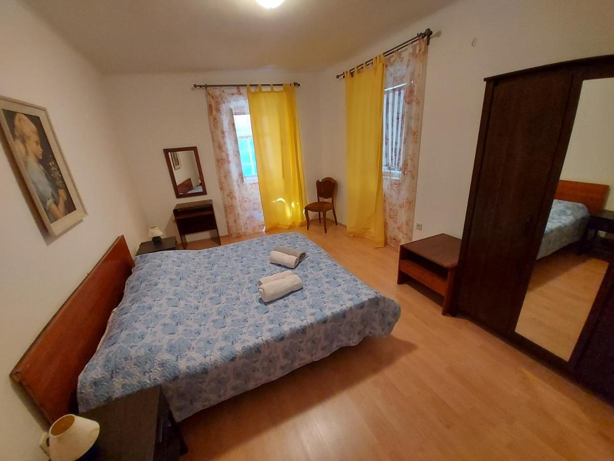 Guesthouse Boris Labin  Eksteriør billede